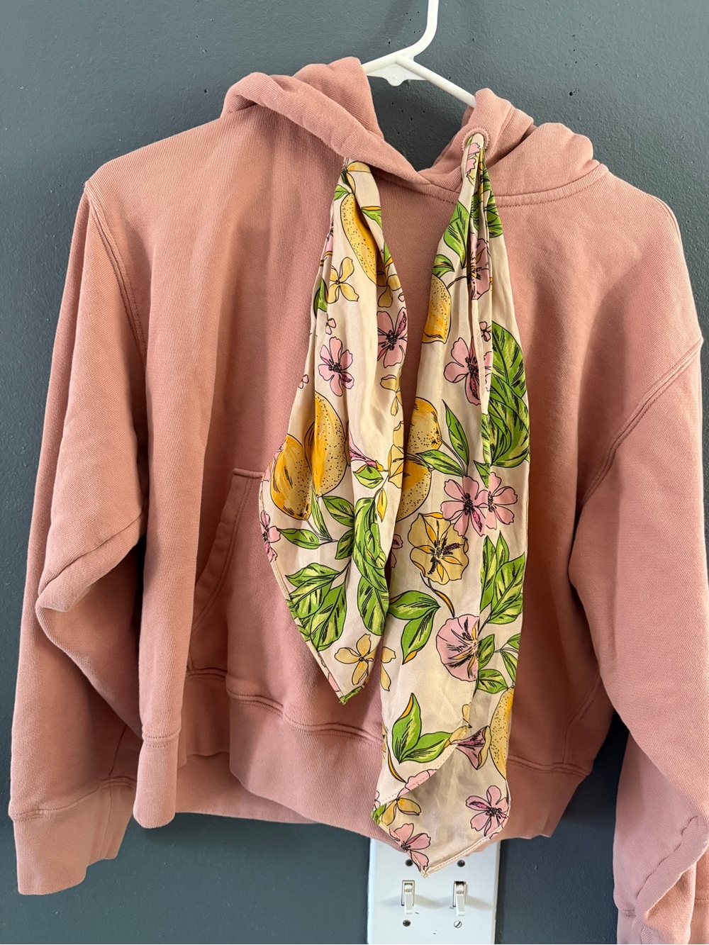 MOTHER cravat hoodie